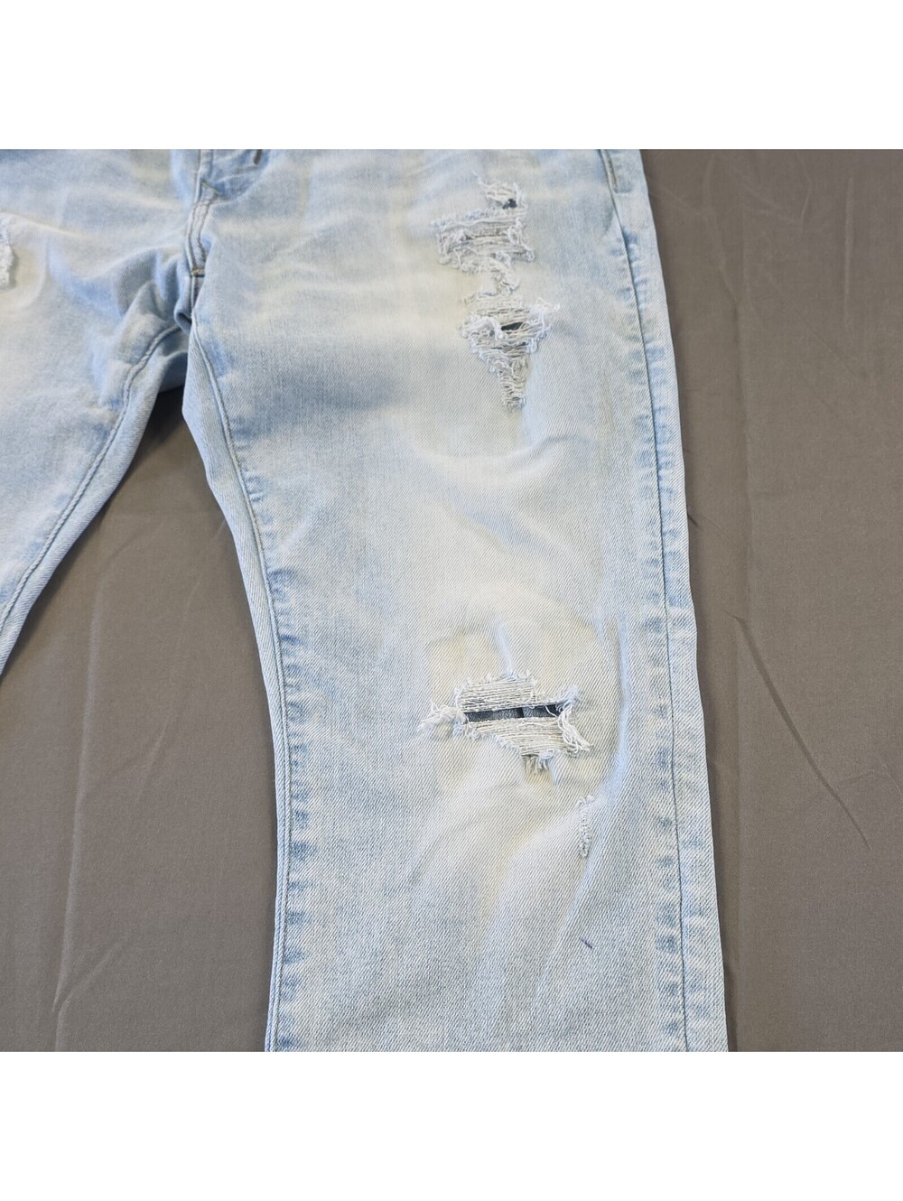 American Eagle Outfitters Real Good Slim Distressed Light Wash Stretch Jeans - Picture 4 of 9